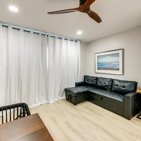 Corpus Christi Surfside Suite With Beach Access!